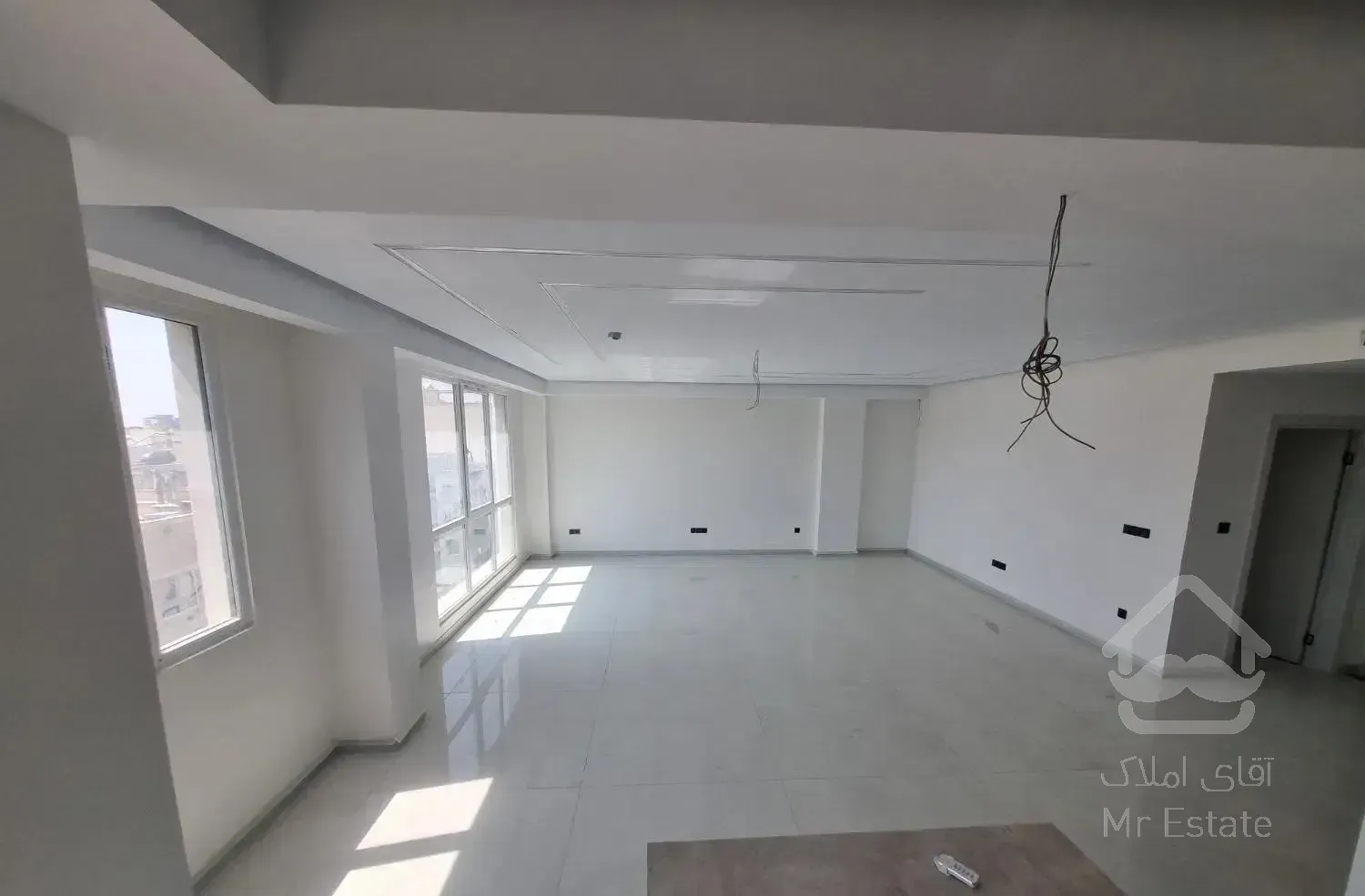 سعادت آباد صراف ها ۱۲۳ متر نوساز/ تک واحد