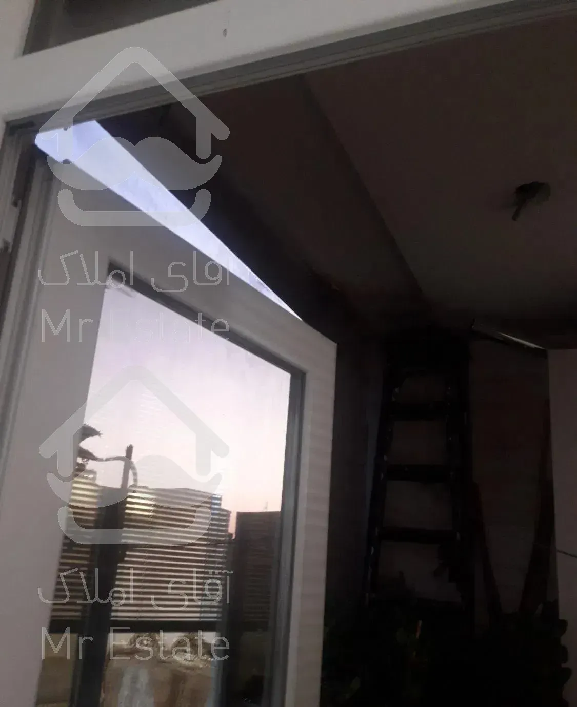 ۱۰۰متر ۲خوابه بسیارتمیز