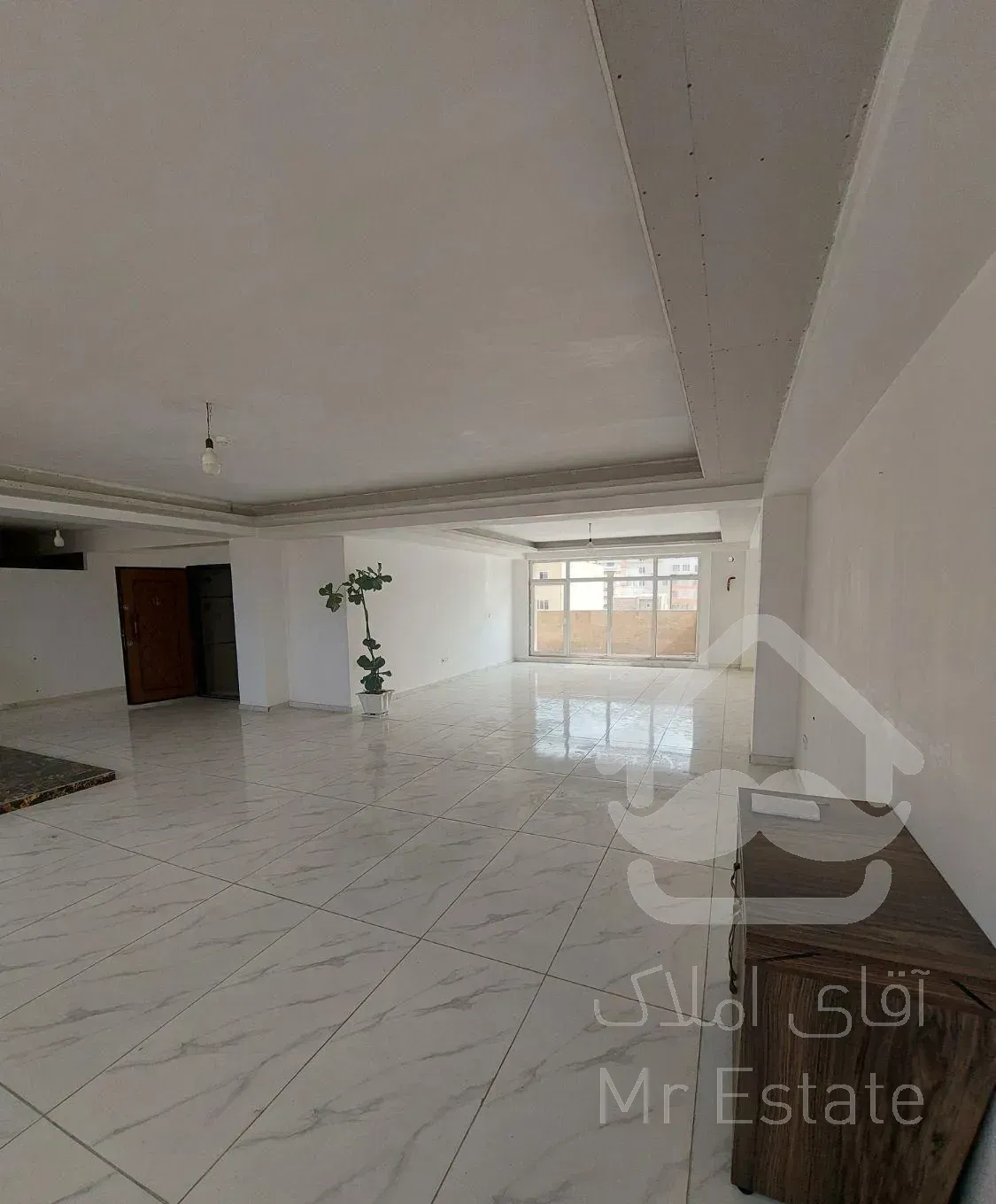 فروش آپارتمان ۱۸۵ متری/جعفریان/ولیعصر جنوبی