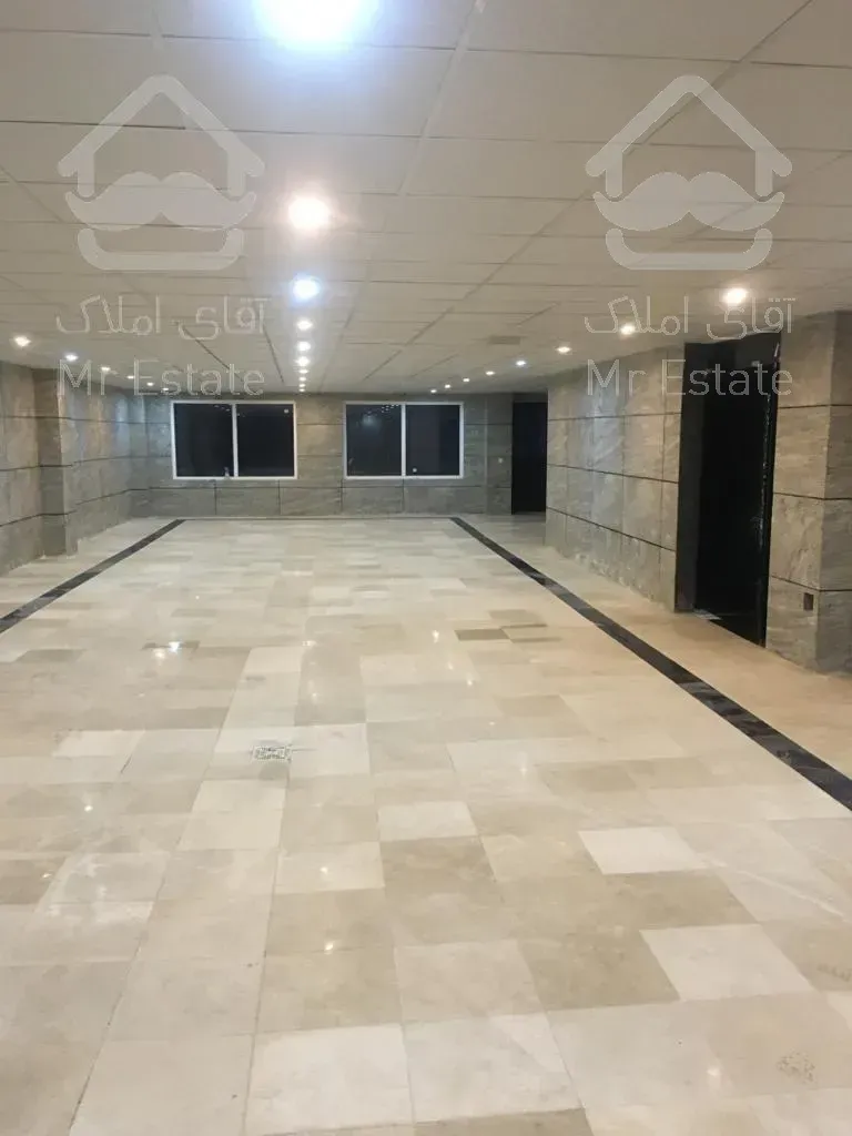 300متر سه طبقه یکجا ویلایی دهکده راه آهن دریاچه