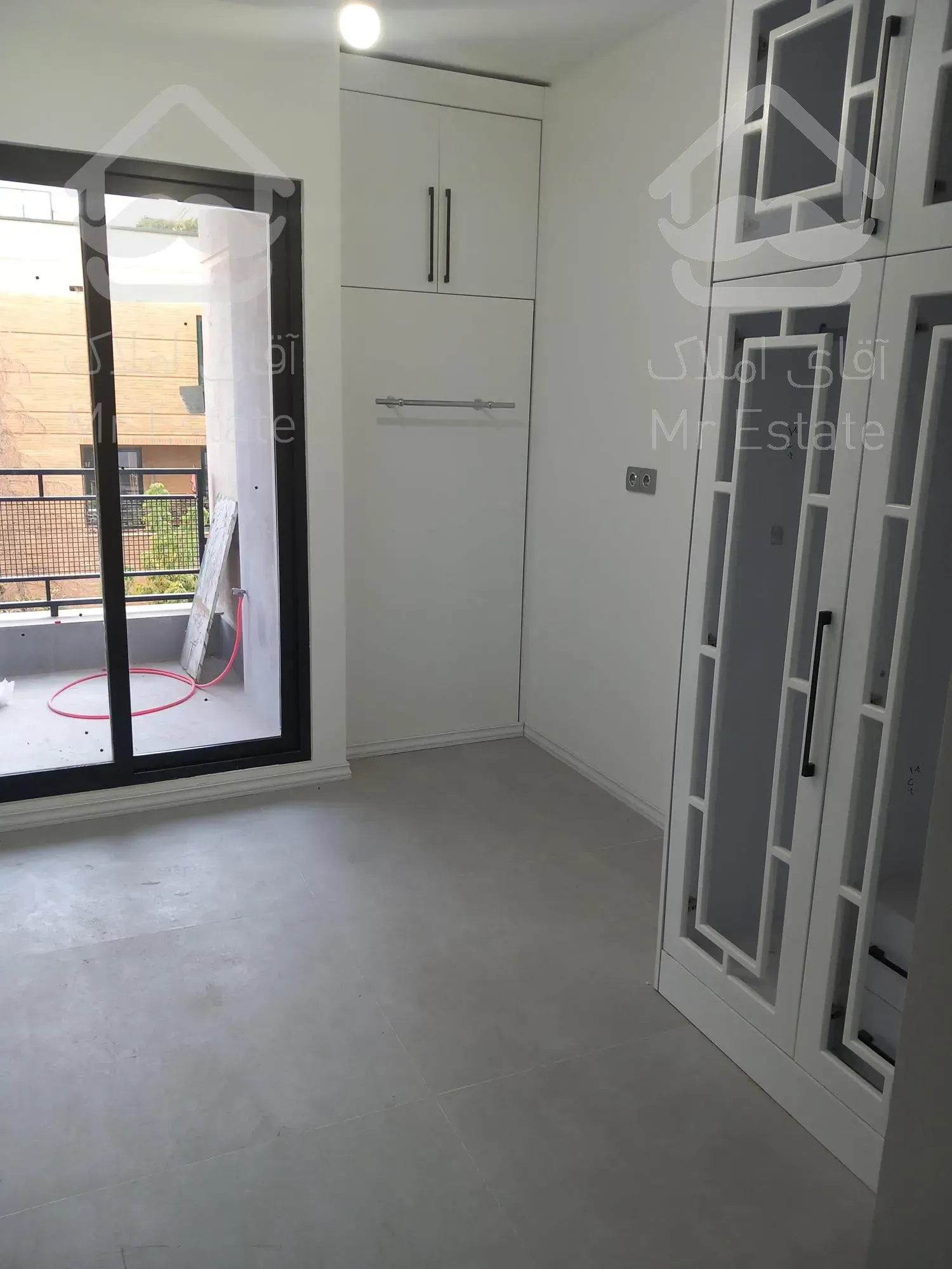 ۹۳ متر برج مسکونی، کامرانیه شمالی