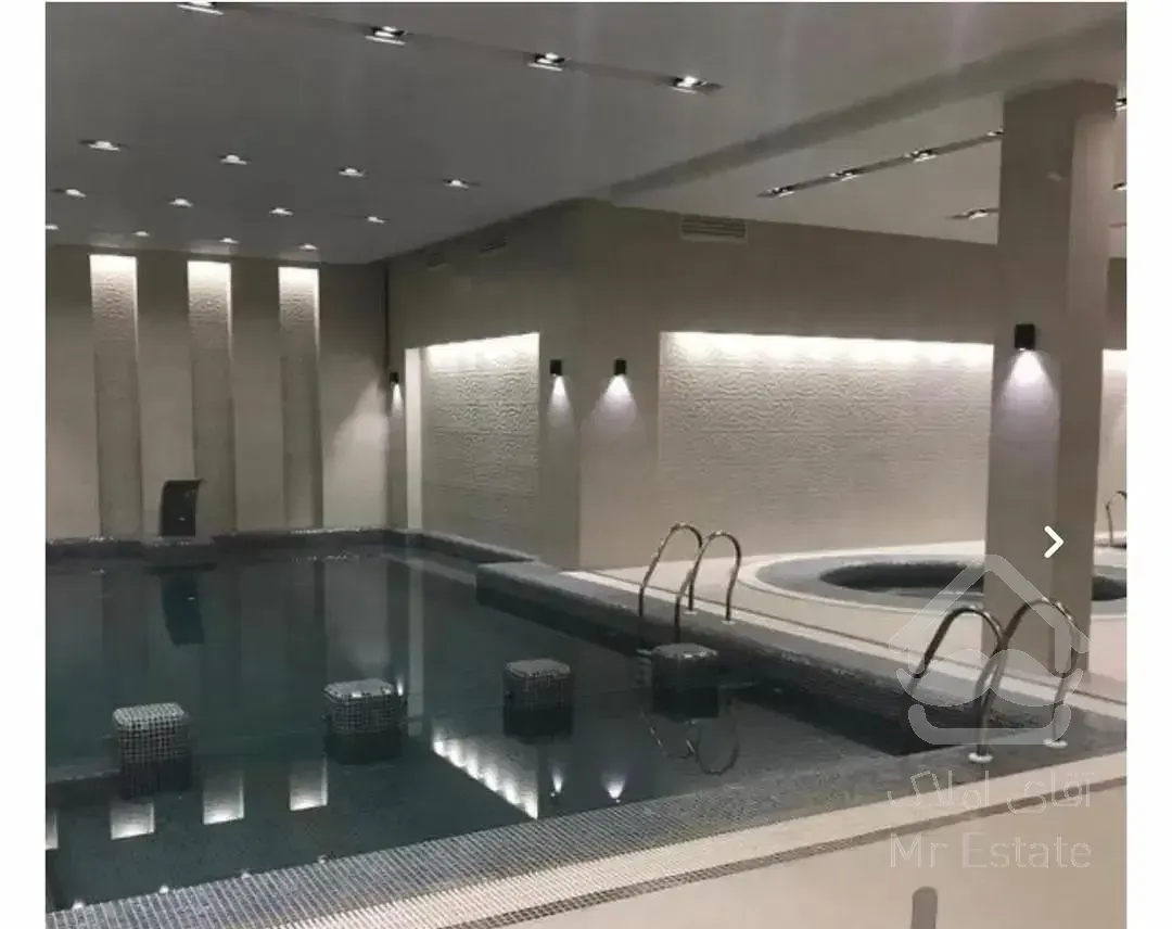 ۱۶۰ متر ، برج ، طبقات بالا