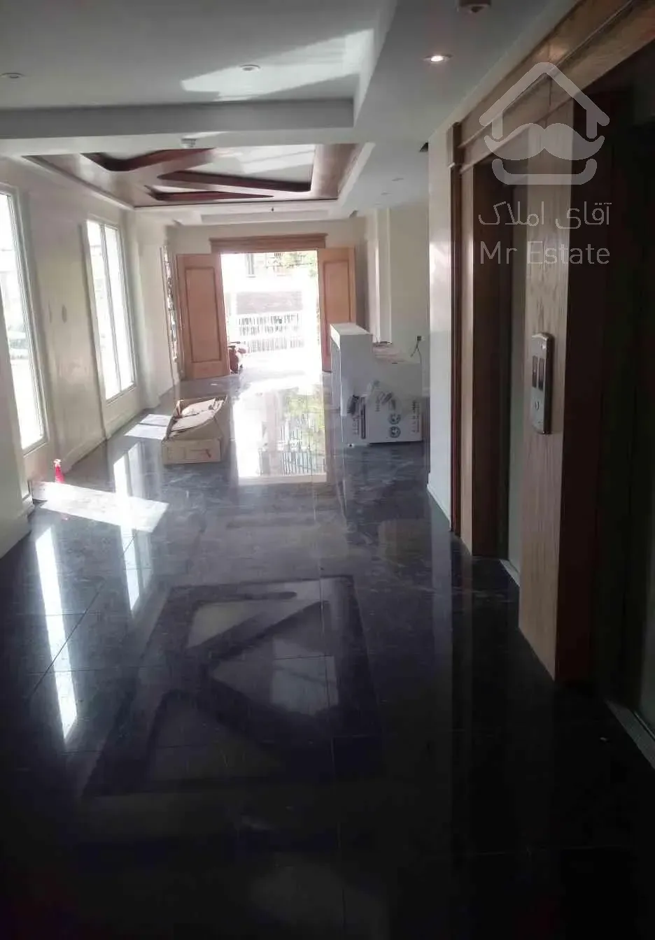 110متر طبقه همکف-سعادت آباد بر اصلی