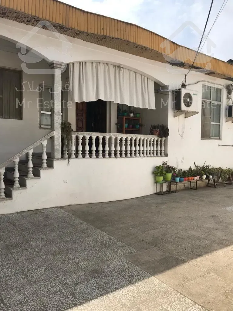 تجاری و مسکونی ۳۲۰ متری