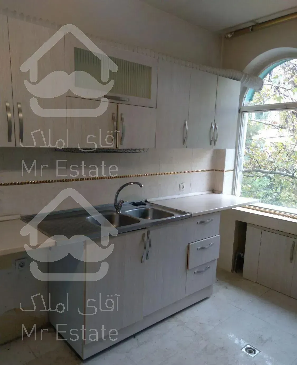 ۱۸۰ متر اپارتمان