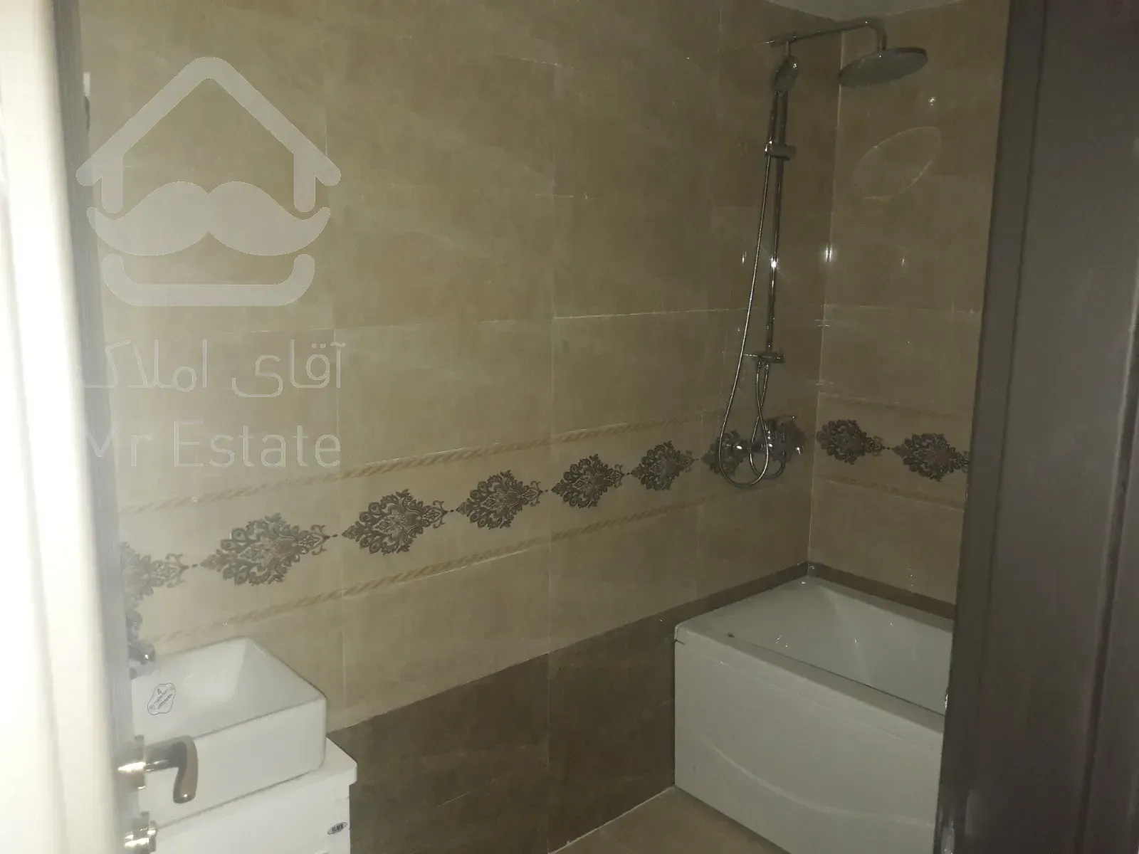 آپارتمان ۱۰۵ متری هوشمند در برج های مسکونی افق اکباتان