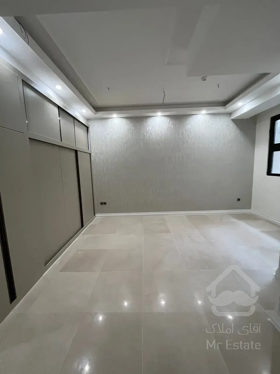 فروش واحد 225 متری رونیکا پالاس قیطریه