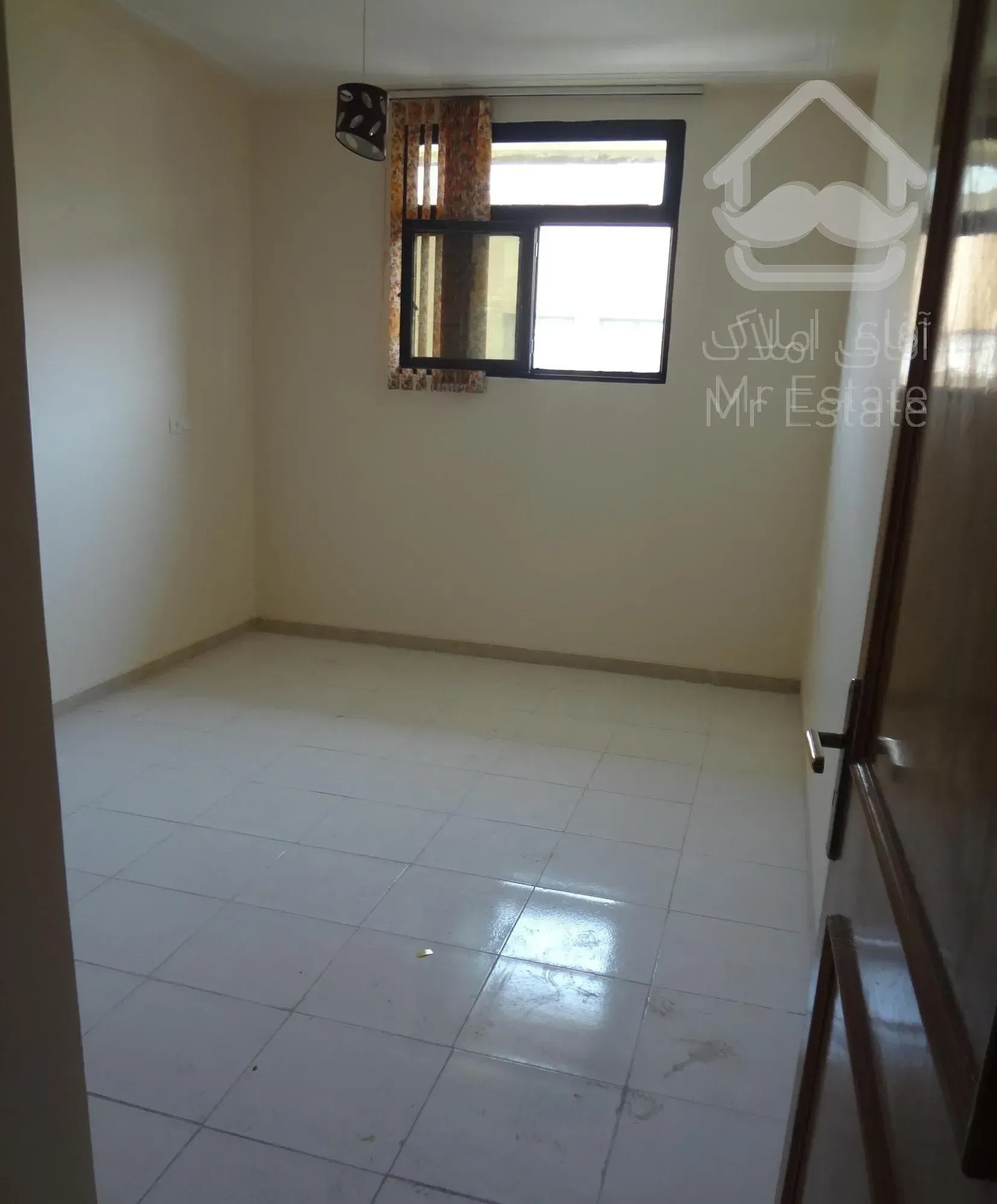 اپارتمان۲۶۰متری سه خواب ستارخان ویو باغ