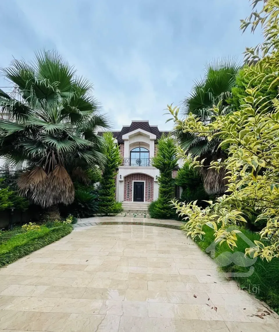 تریبلکس نما انگلیسی/مبله ی کامل/سند تک برگ/۳۲۶متر