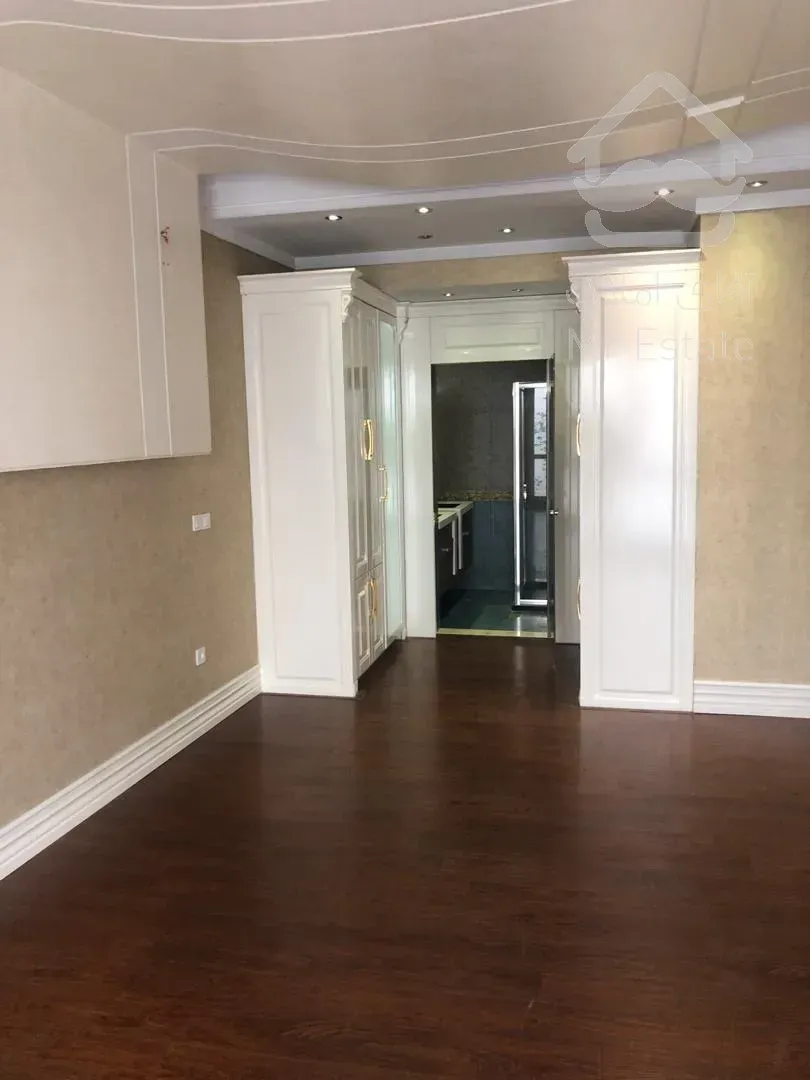 فروش اپارتمان 200 متری زعفرانیه