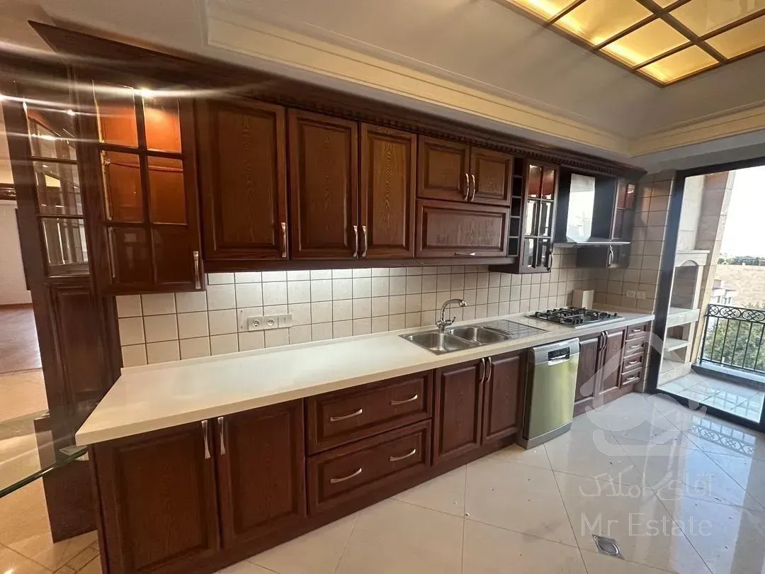 فروش اپارتمان 226 متری زعفرانیه