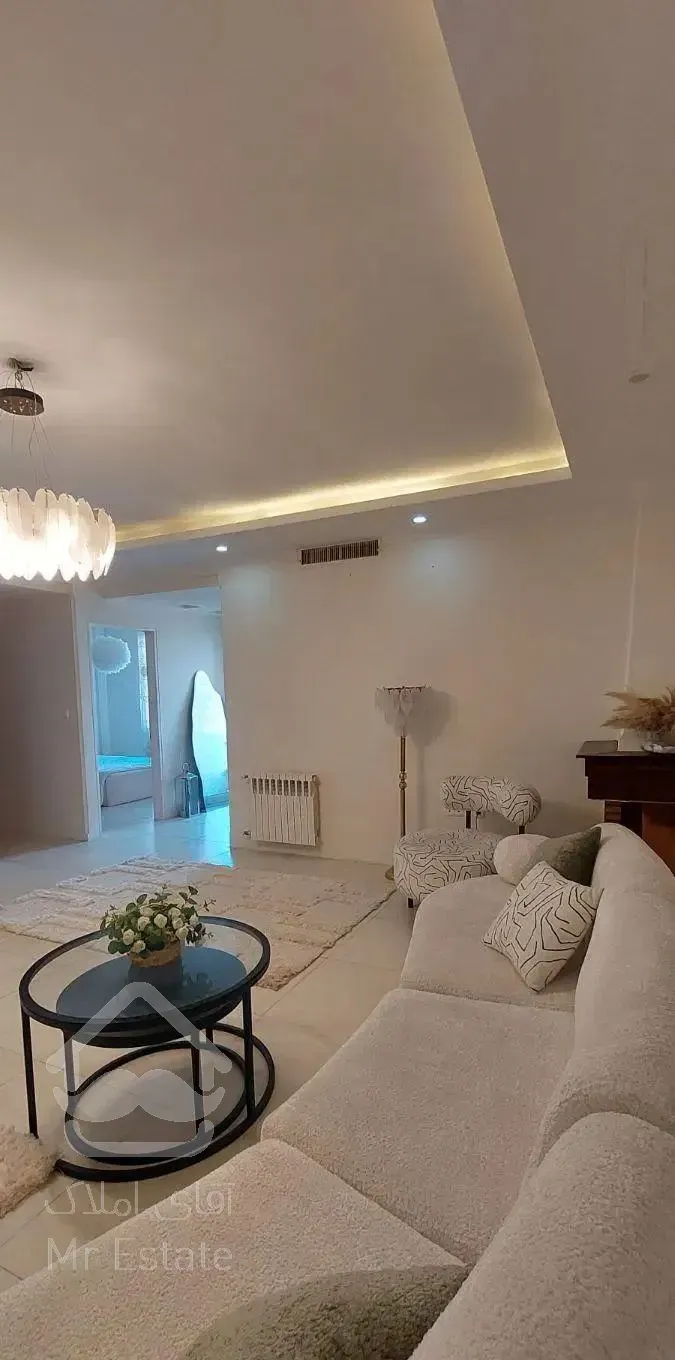 ۸۴ متر ، نیاوران ، مناسب مجرد و خانواده