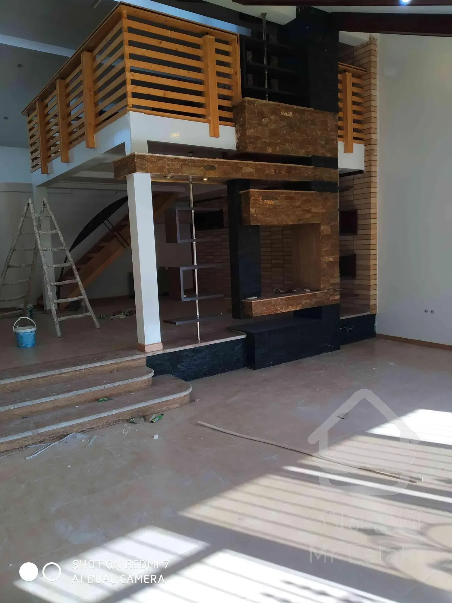 رهن منزل ویلایی فوق‌العاده لوکس