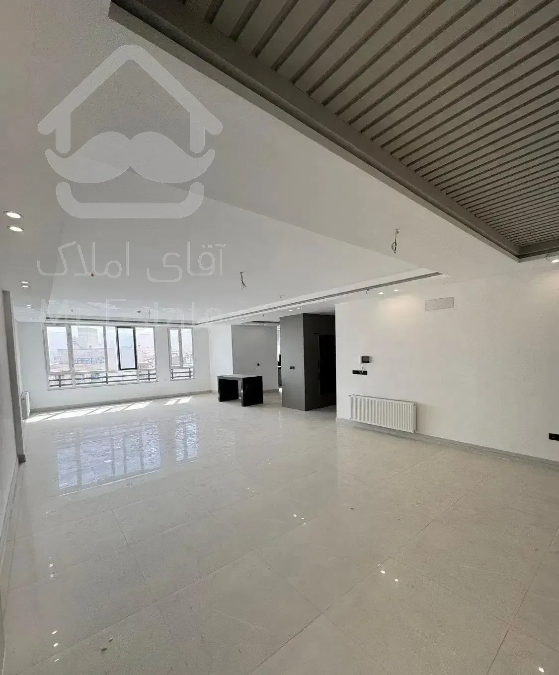 ۲۰۰متر اقبال لاهوری13 / 4تراس کاربردی/طبقه اخر