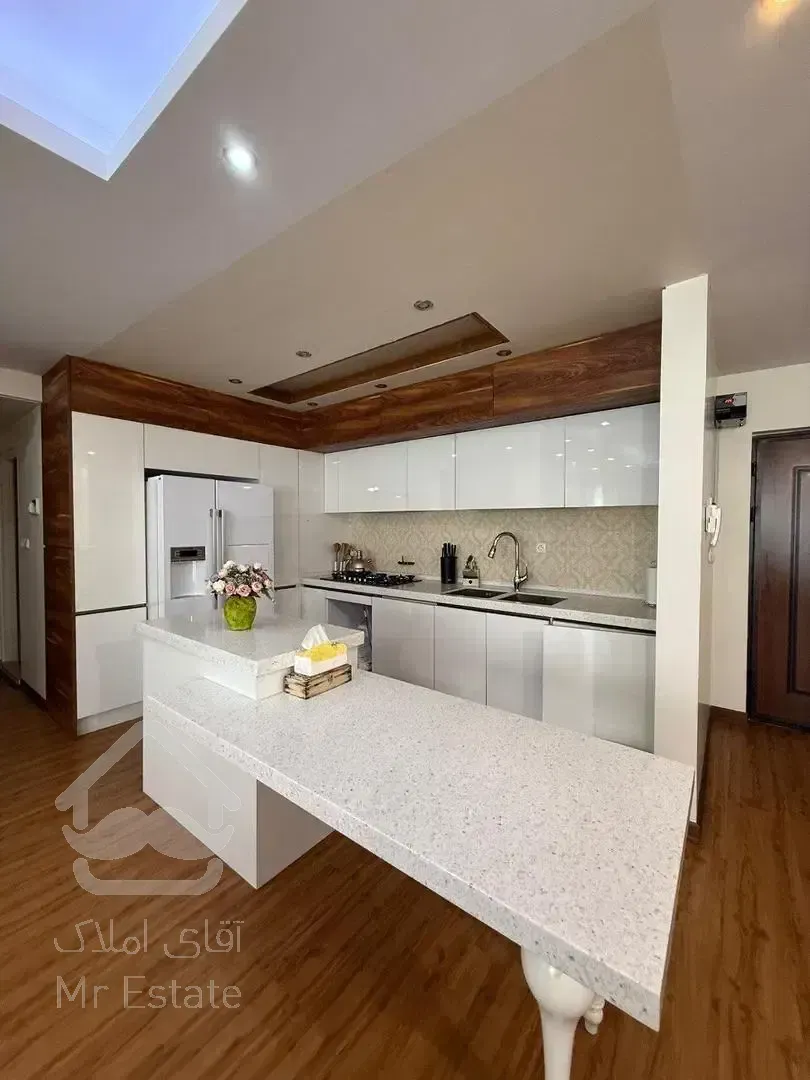 105متر/رویت120متر/غرق نور/دو پارکینگ سندی