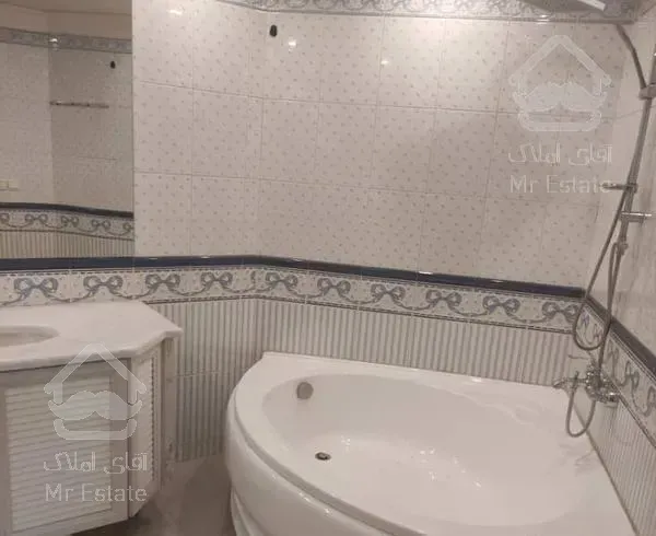 فرشته ۷۸۰ متر بنا ۵۵۷ متر زمین