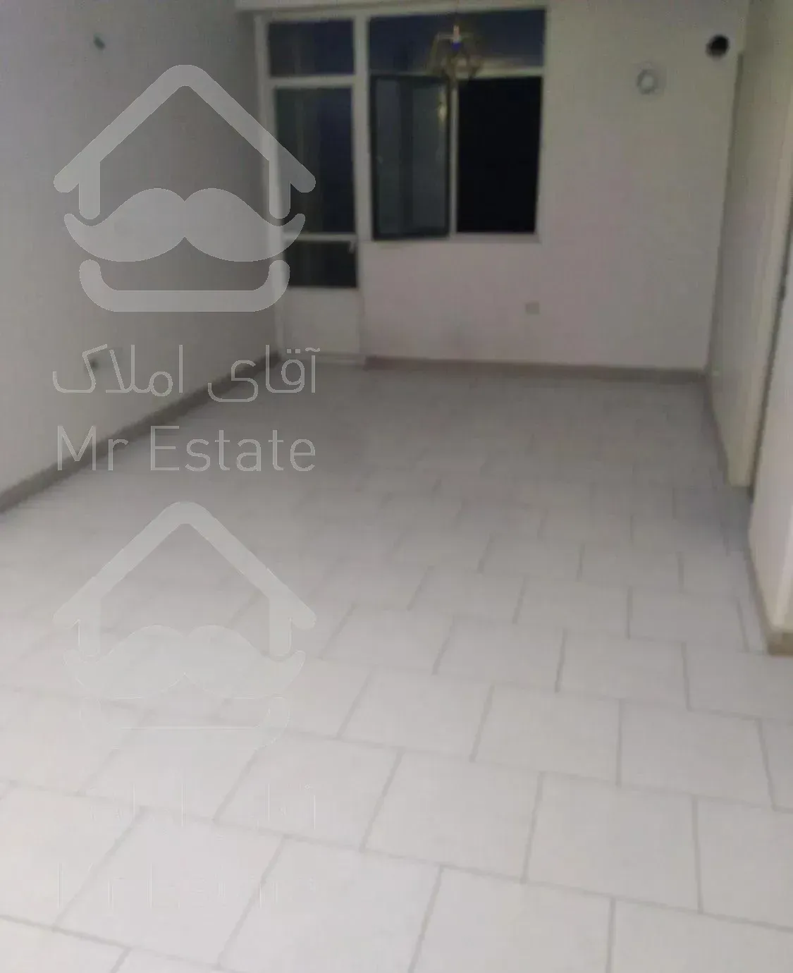 ساختمان جنوبی ط ۳ متراژ ۶۸ یک خوابه