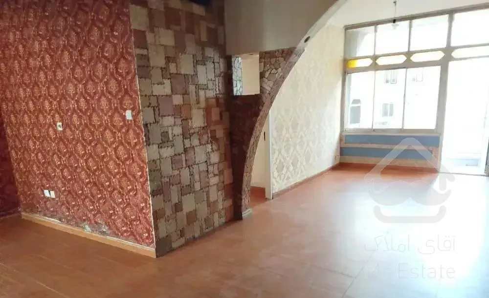 آپارتمان ۸۰ متری یک خوابه طبقه دوم