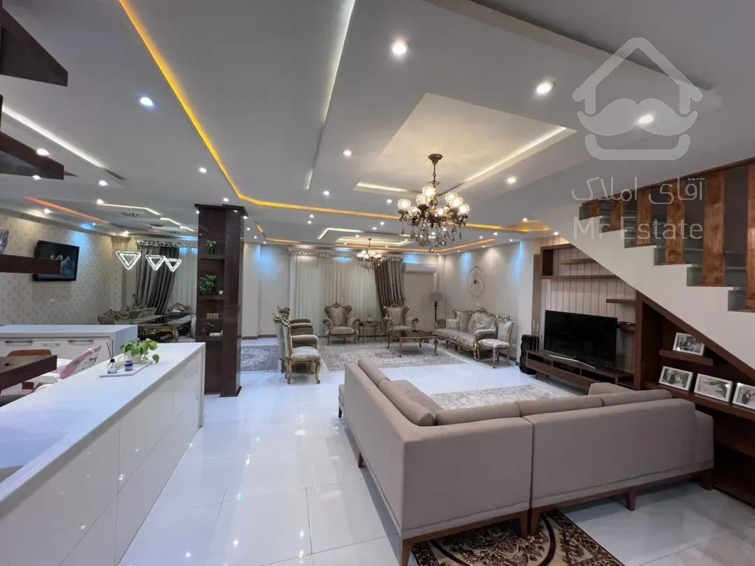 فروش ویلای ۲۶۰ متری متروپل