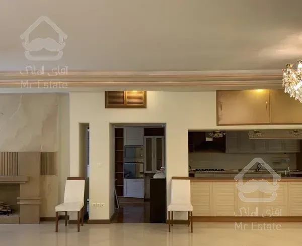 باغ فردوس ۲۲۵ متر ۳ خواب ۲ پارکینگ سندی