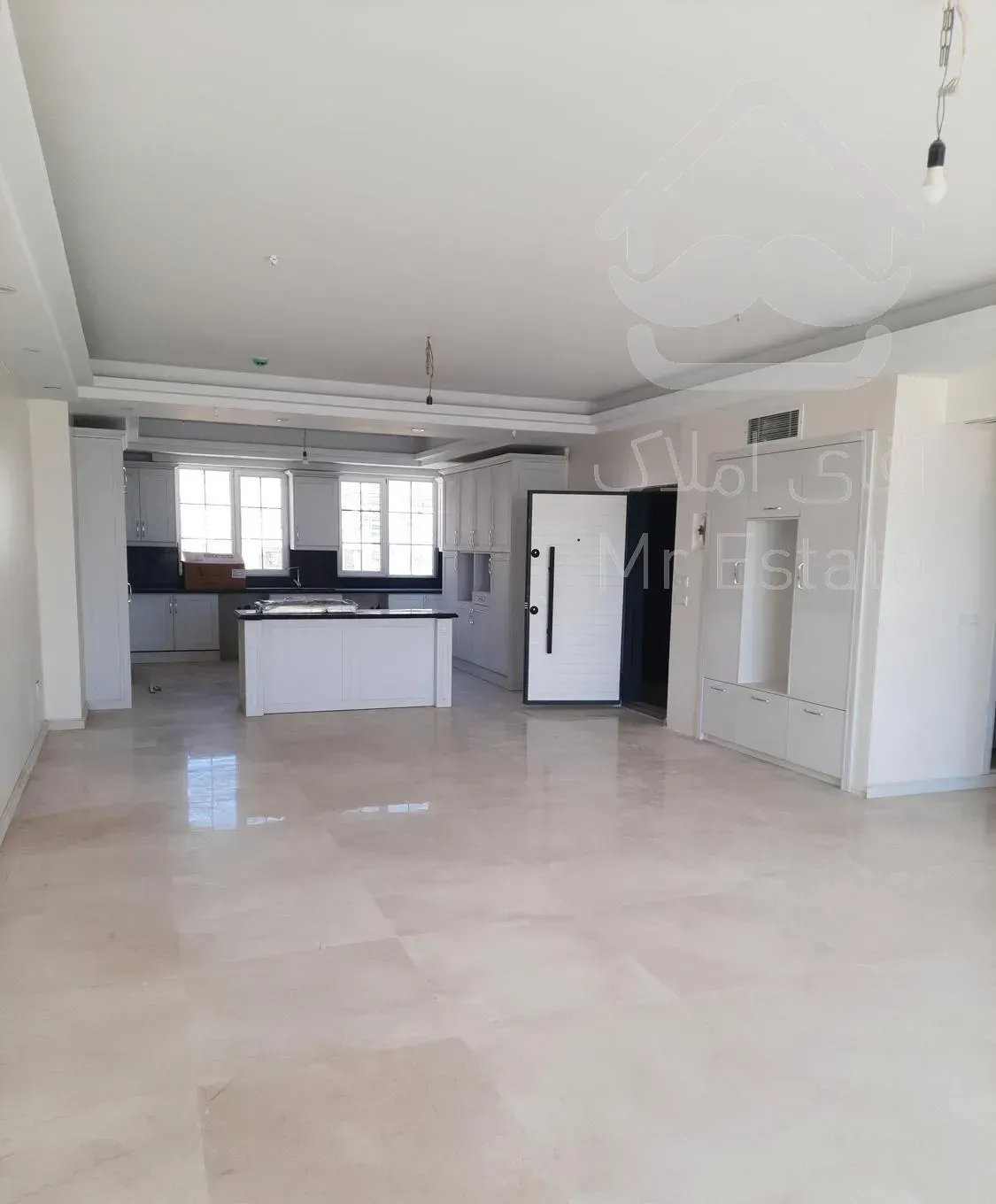 ۹۳متر اباذر // کلید نخورده // زیر قیمت کل منطقه