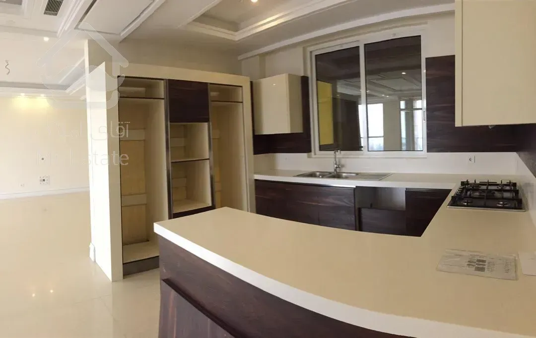 فروش اپارتمان 170 متری زعفرانیه