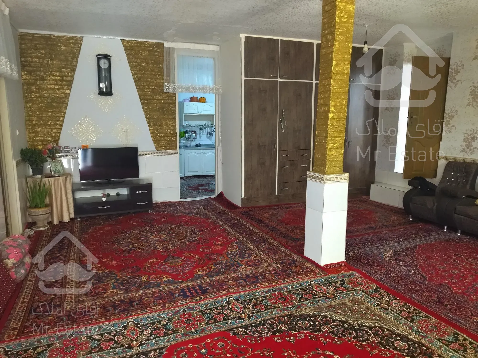 خانه ویلایی حیاط دار دوخوابه شیک ۵۰۰ متر