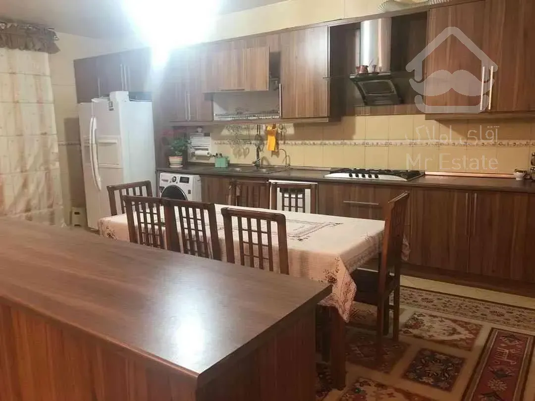 ۳۰۰ متر ویلایی بازسازی شده / شهرک چشمه