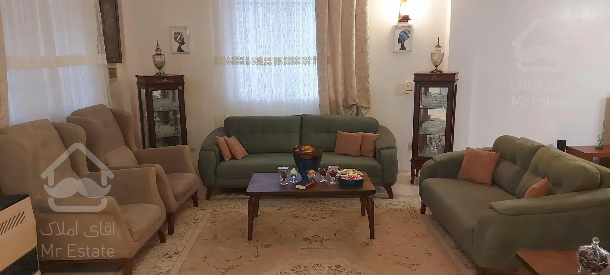 180متر ویلا داخل 3000 متر باغ فروش فوری