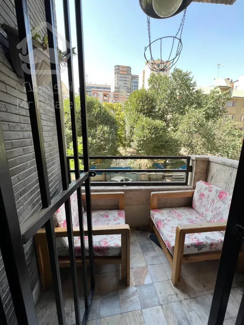 آپارتمان ١١٣ متر دو خواب صرافهای شمالی سعادت آباد