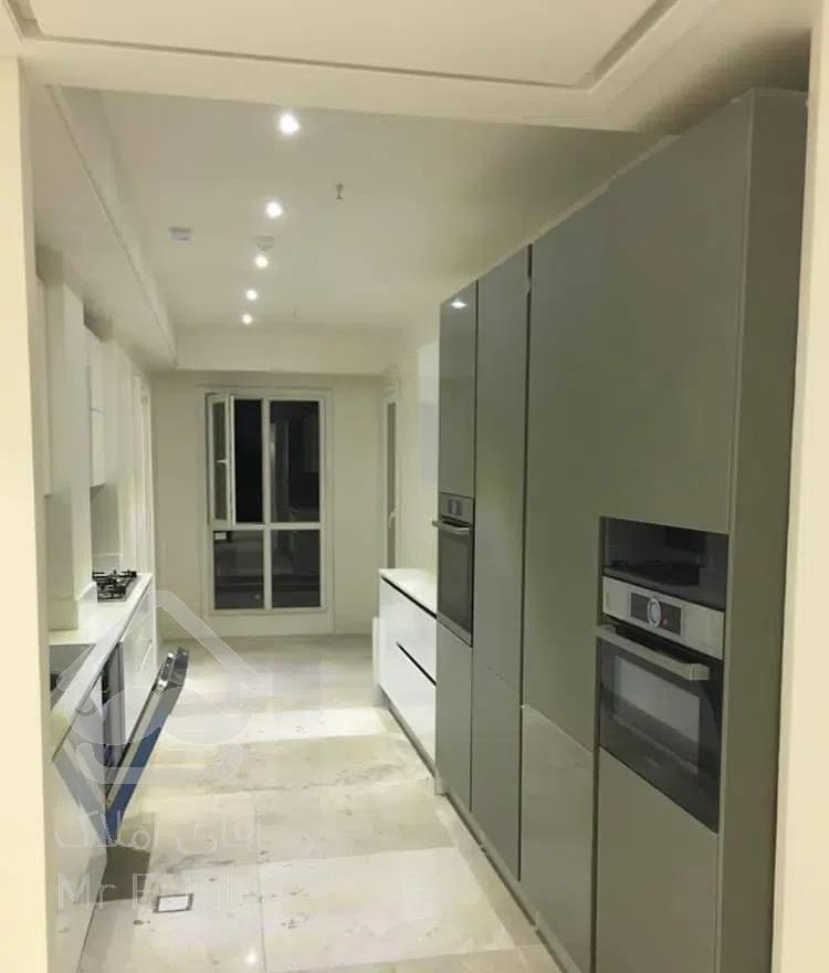 آپارتمان ۱۸۵متر/ویو پارک/مروارید