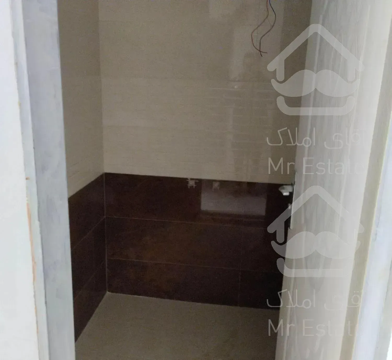 آپارتمان چهارراه گلستان 106متری خشک