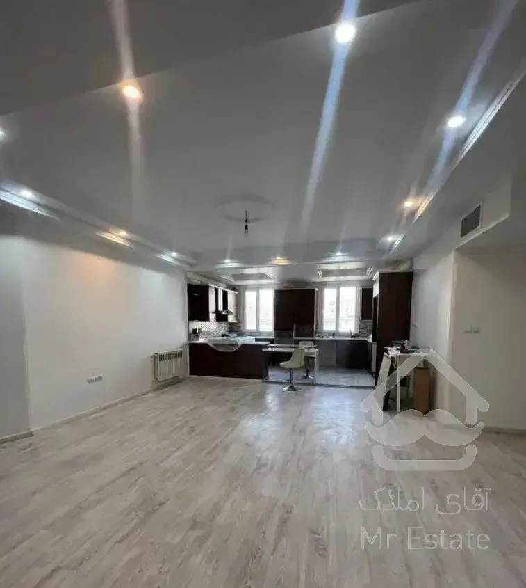 100 متری فول امکانات شهرک پاسداران