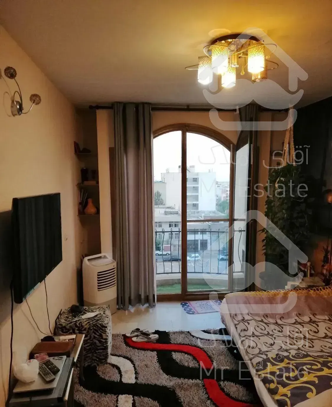 ضابطی ۹۸متر روبه آفتاب فروشنده