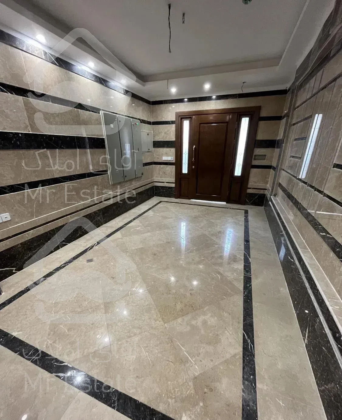 ۱۶۳ متر زرگنده کلیدنخورده ۲ پارکینگ سندی