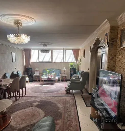 آپارتمان ۱۲۸ متری ۳ خوابه سوییت مجزا فریمان