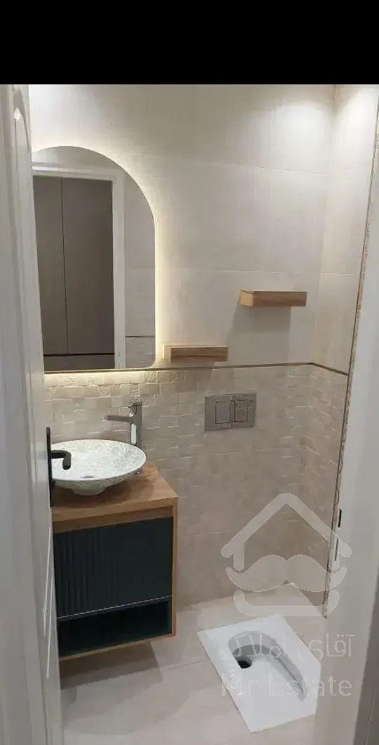 ۱۰۰  متری  اندرزگو