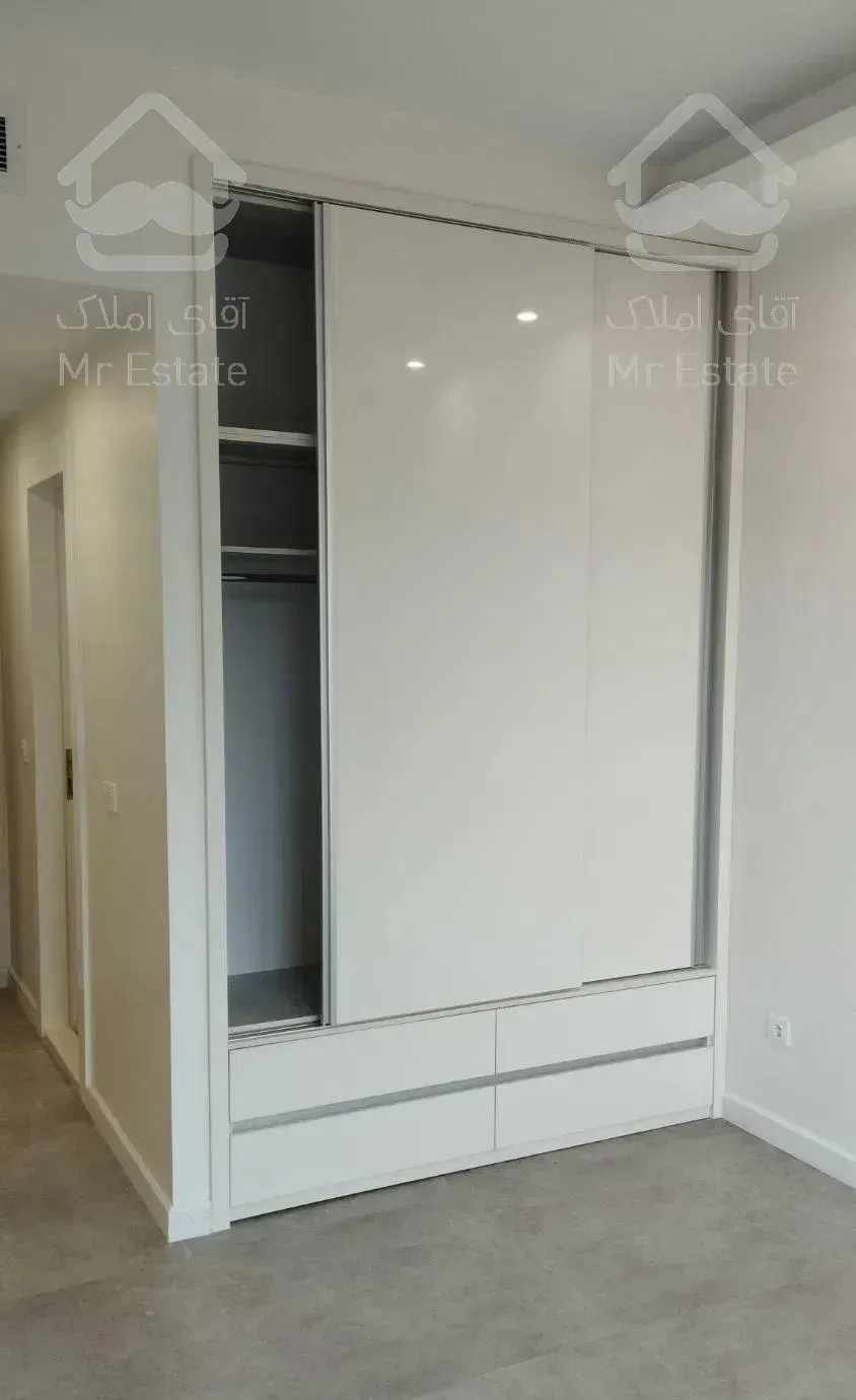 محدوده مترو 135متر 3خواب کلید نخورده فول امکانات