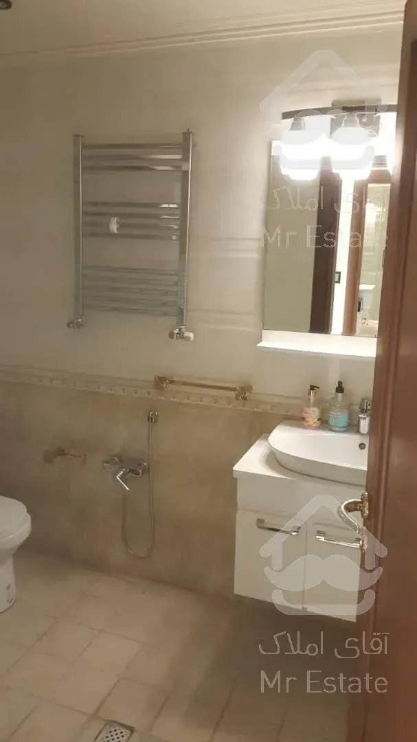 ۱۲۵ متر ۲ خوابه  طبقه ۵