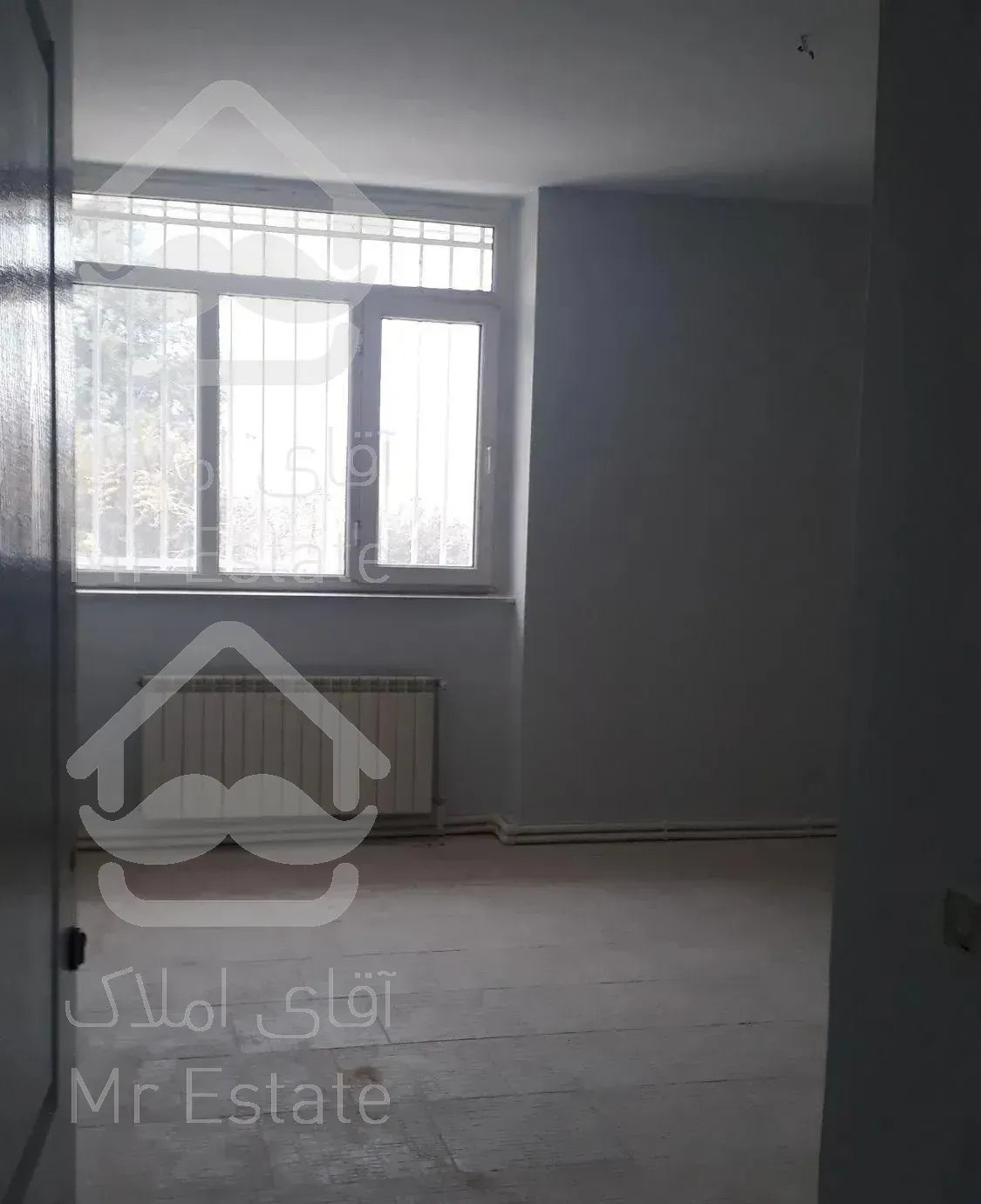 ۸۰۰متر در شهرک دانشگاه شریف