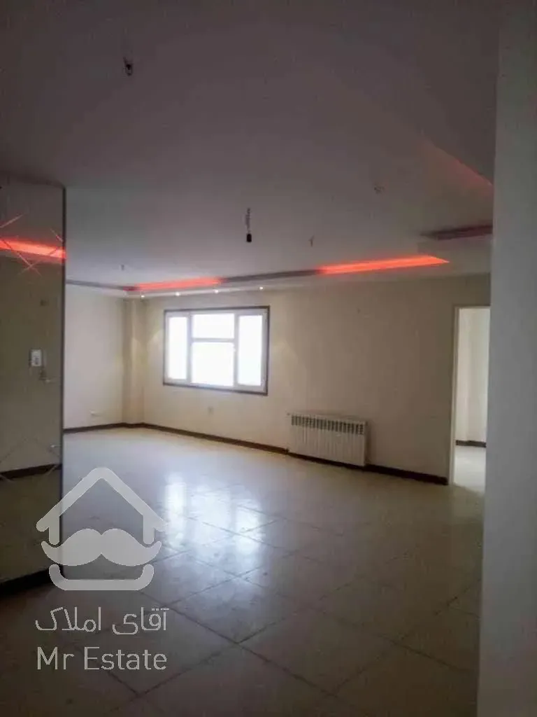 ۱۰۳ متر ۲خوابه سالن پرده خور صادقیه