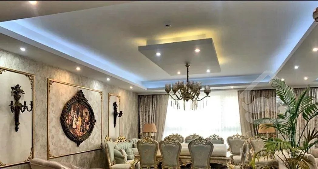 قیطریه/۱۴۵متر۳خواب/خوش‌نقشه/تاپلوکیشن