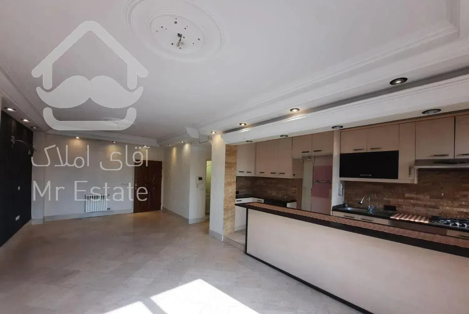 ۹۰ متر مسکونی