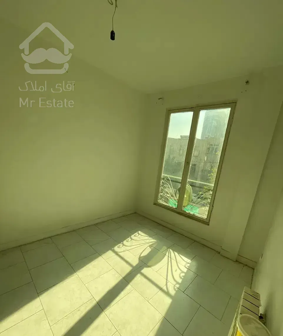 ۷۸ متر ۲خواب فلکه اول با اسانسور نورگیر