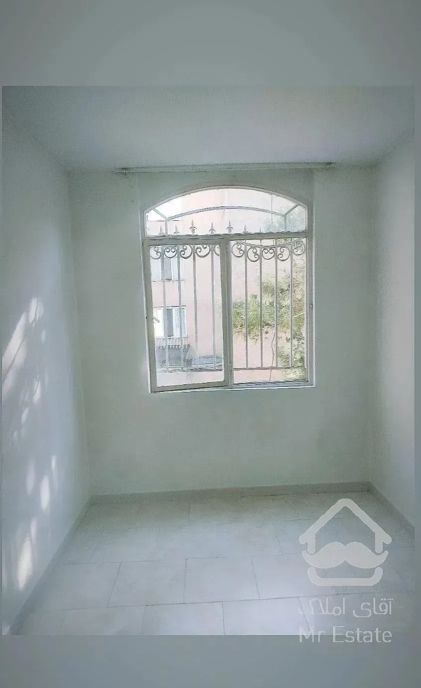 ۶۷ متر ۲ خوابه