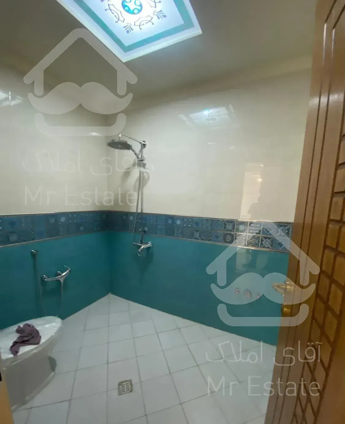 ۲۱۵متر ۳خواب ۲پارکینگ اباذر مهران