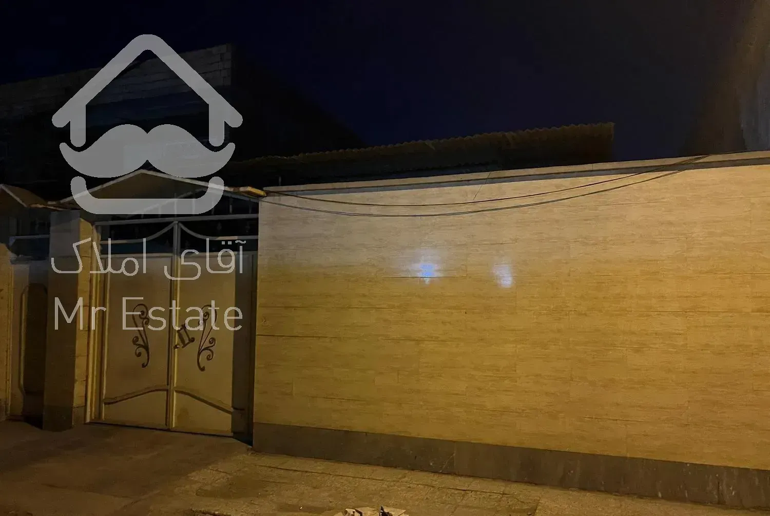 220متر بازسازی شده کامل سال۱۳۹۴سند تک برگ