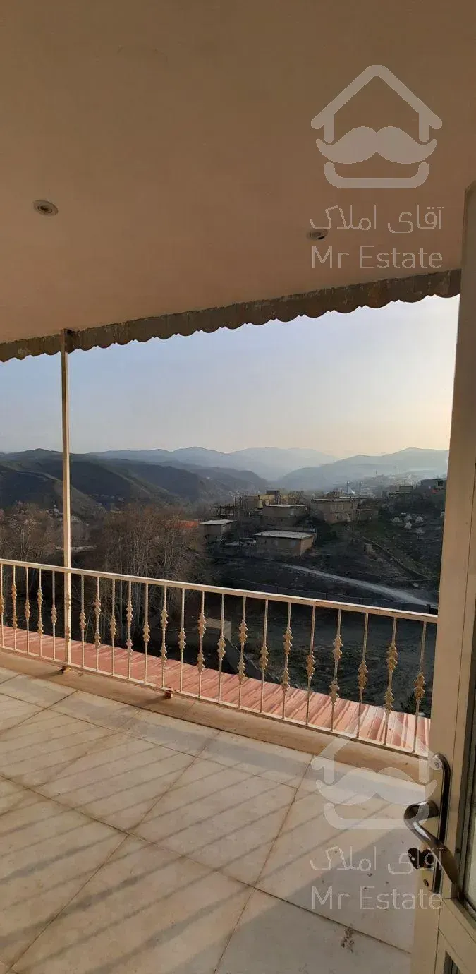 ویلا استخر جکوزی ۳طبقه فوق تمیز