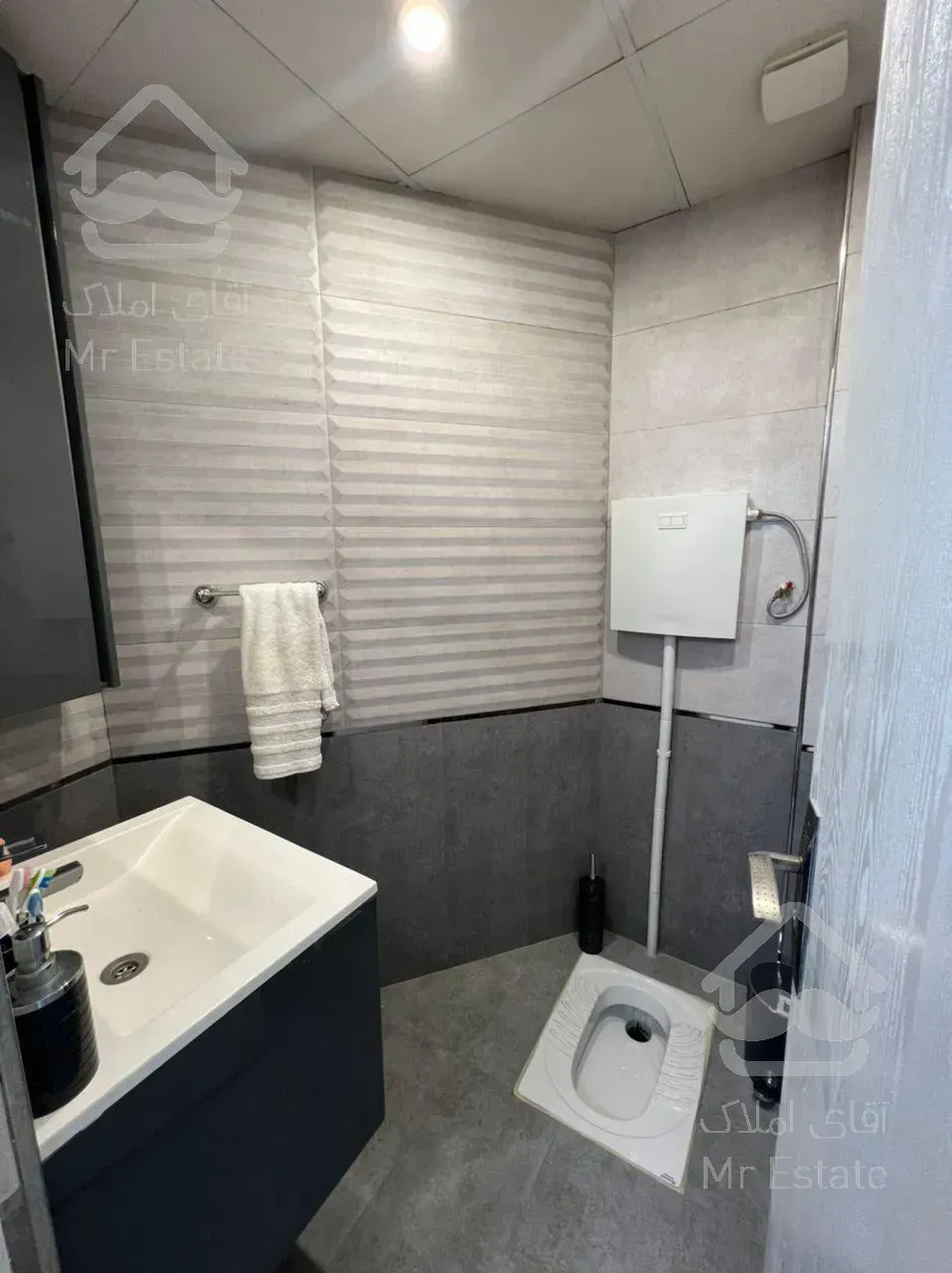 ۶۸متر۲خواب/فردوس غرب/فول/لوکیشن عالی وبدون ضعف/۵ساله