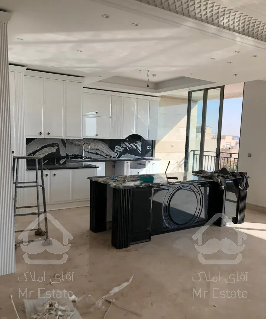 ۱۲۶ متر ۳ خواب/شمال منصوری/تک واحدی/با جکوزی فول